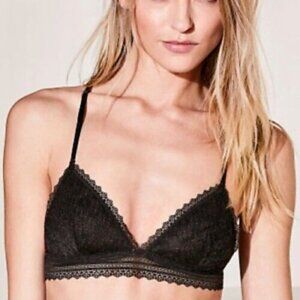 Victoria's Secret Black Lace Triangle Bralette Hook & Eye Closure Size Large